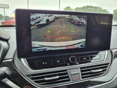 2025 Nissan Altima SR FWD