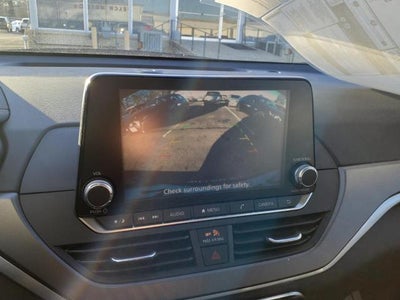 2025 Nissan Altima SR FWD