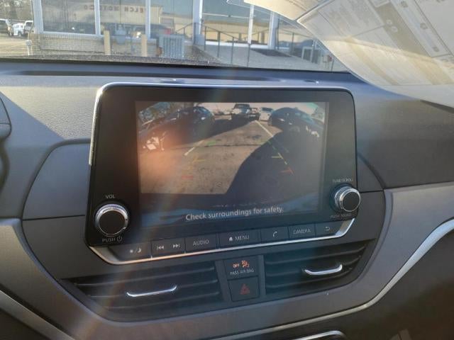 2025 Nissan Altima SR FWD