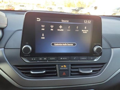 2025 Nissan Altima SR FWD