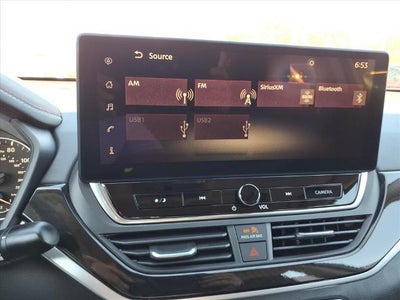 2025 Nissan Altima SR FWD