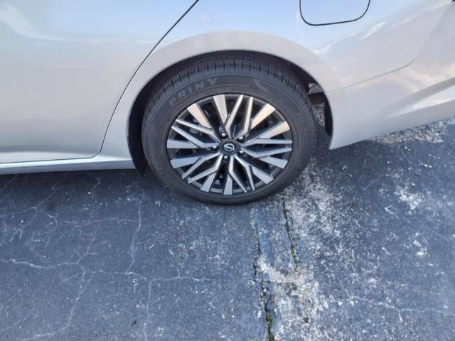 2023 Nissan Altima 2.5 SV Sedan