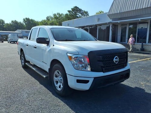 2021 Nissan Titan 4x2 Crew Cab S