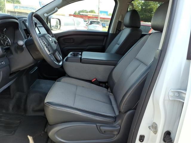 2021 Nissan Titan 4x2 Crew Cab S