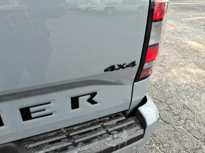 2026 Nissan Frontier Crew Cab 4x4 SV