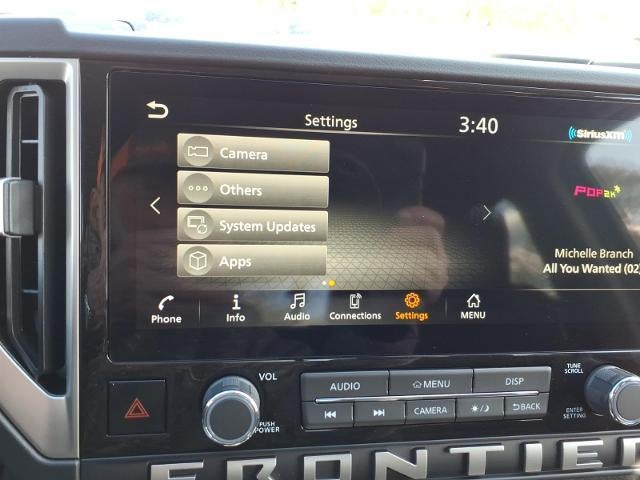 2026 Nissan Frontier Crew Cab 4x4 SV