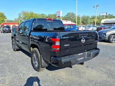 2027 Nissan Frontier Crew Cab 4x4 SV