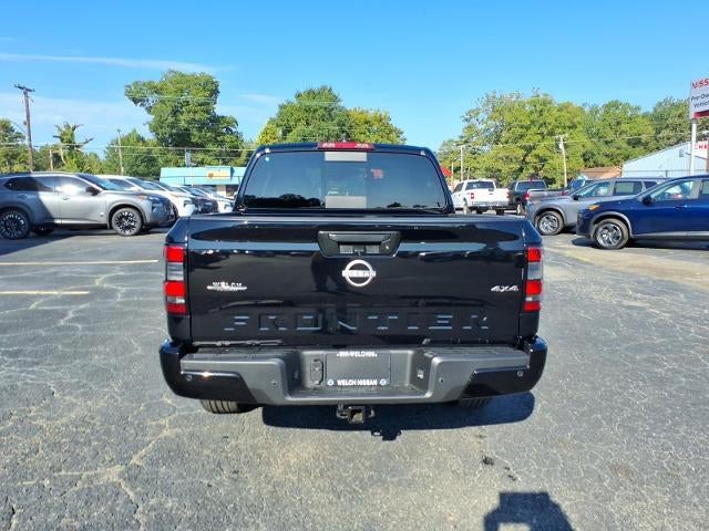 2027 Nissan Frontier Crew Cab 4x4 SV