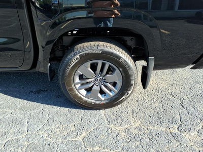 2027 Nissan Frontier Crew Cab 4x4 SV