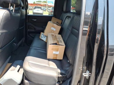 2022 Nissan Frontier Crew Cab 4x4 PRO-4X Auto