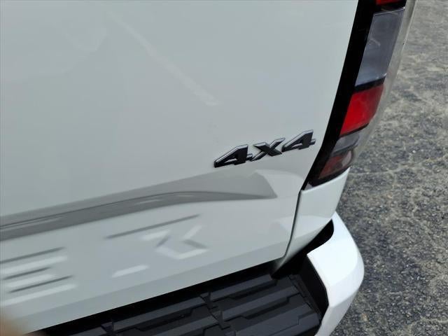 2026 Nissan Frontier Crew Cab 4x4 SV