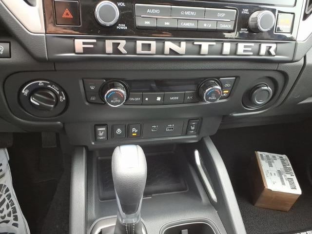 2026 Nissan Frontier Crew Cab 4x4 SV