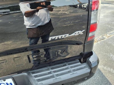 2022 Nissan Frontier Crew Cab 4x4 PRO-4X Auto