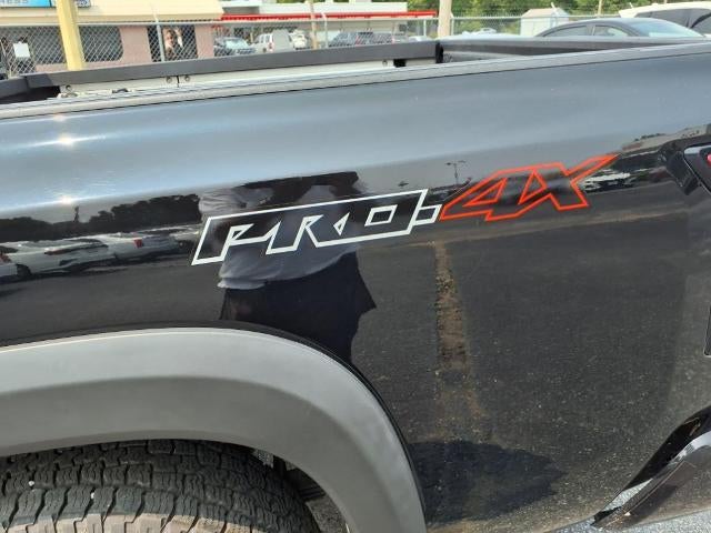 2022 Nissan Frontier Crew Cab 4x4 PRO-4X Auto