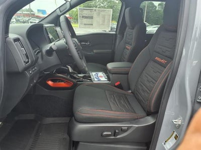 2025 Nissan Frontier Crew Cab 4x4 PRO-4X