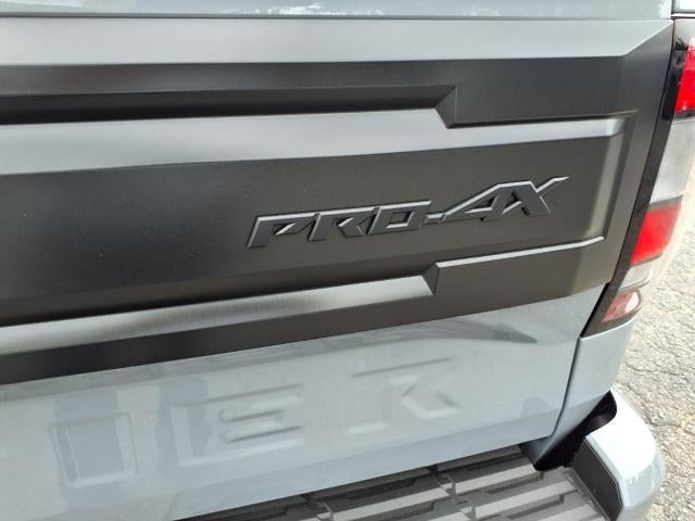 2025 Nissan Frontier Crew Cab 4x4 PRO-4X