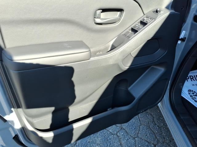 2026 Nissan Frontier Crew Cab 4x4 SV