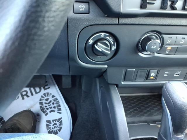 2026 Nissan Frontier Crew Cab 4x4 SV