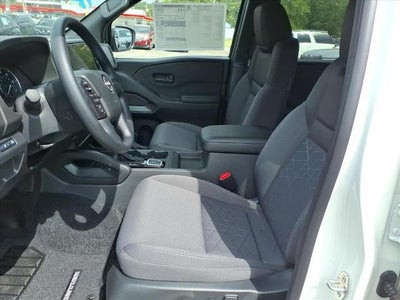 2026 Nissan Frontier Crew Cab 4x4 SV