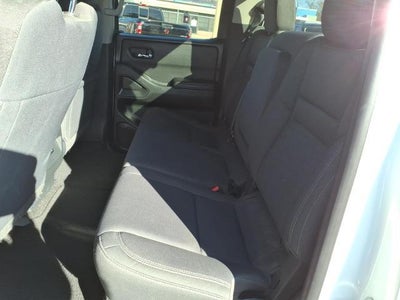 2023 Nissan Frontier Crew Cab 4x4 SV Auto