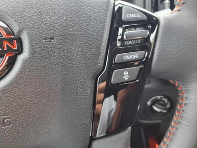 2025 Nissan Frontier Crew Cab 4x4 PRO-4X