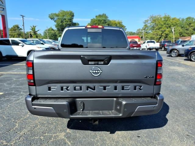 2027 Nissan Frontier Crew Cab 4x4 SV