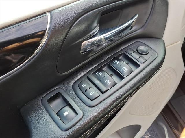 2017 Dodge Grand Caravan SXT Wagon