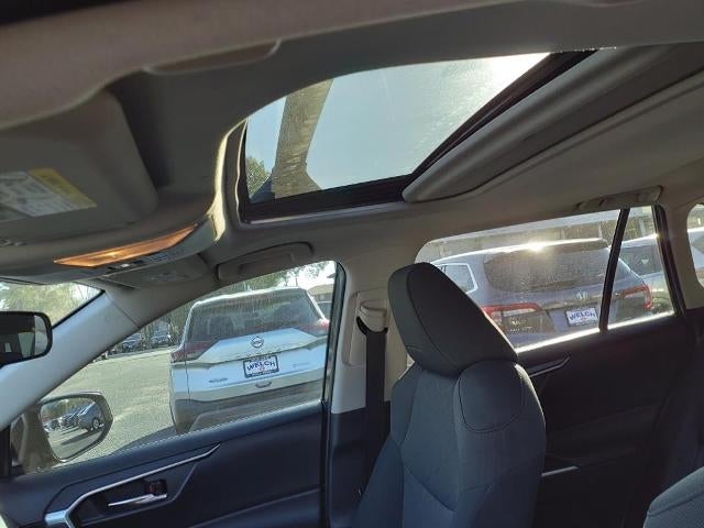 2021 Toyota RAV4 XLE Premium FWD (Natl)