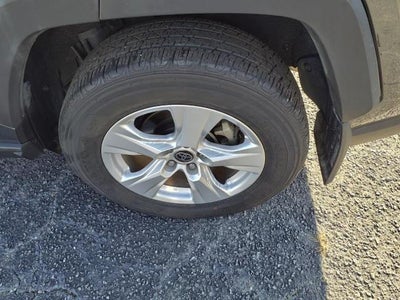 2021 Toyota RAV4 XLE Premium FWD (Natl)