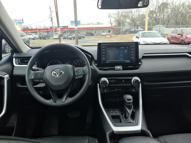 2020 Toyota RAV4 XLE FWD (GS)