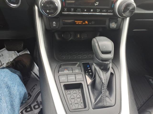 2020 Toyota RAV4 XLE FWD (GS)