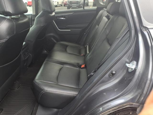 2020 Toyota RAV4 XLE FWD (GS)