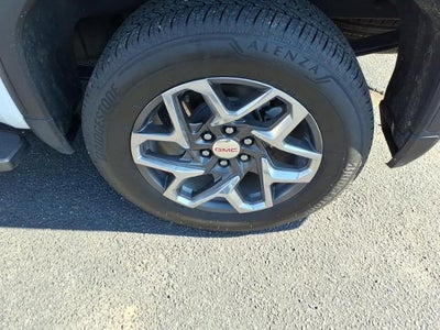 2025 GMC Sierra 1500 Crew Cab Short Box 2-Wheel Drive SLT