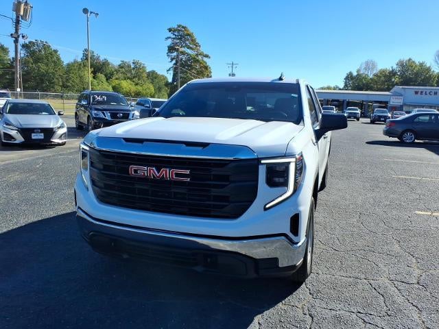 2024 GMC Sierra 1500 Crew Cab Short Box 4-Wheel Drive Pro