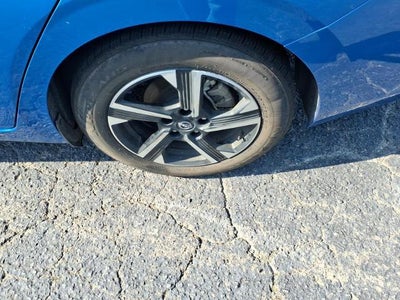 2025 Nissan Sentra SV CVT