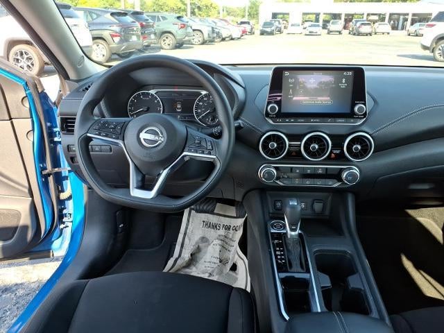 2025 Nissan Sentra SV CVT