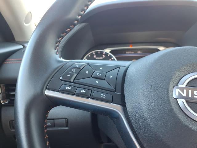 2025 Nissan Sentra SR CVT