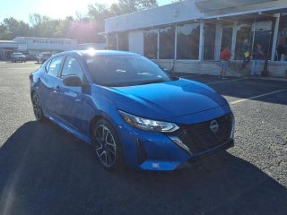 2025 Nissan Sentra SR CVT