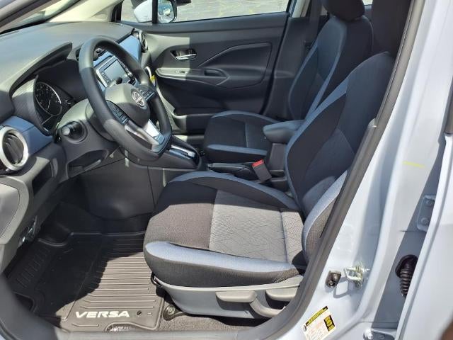 2025 Nissan Versa SV CVT