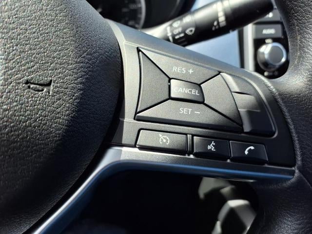 2025 Nissan Versa SV CVT