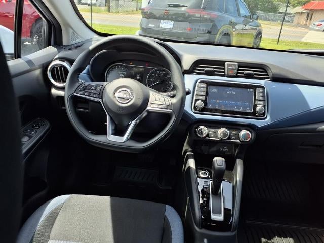 2025 Nissan Versa SV CVT
