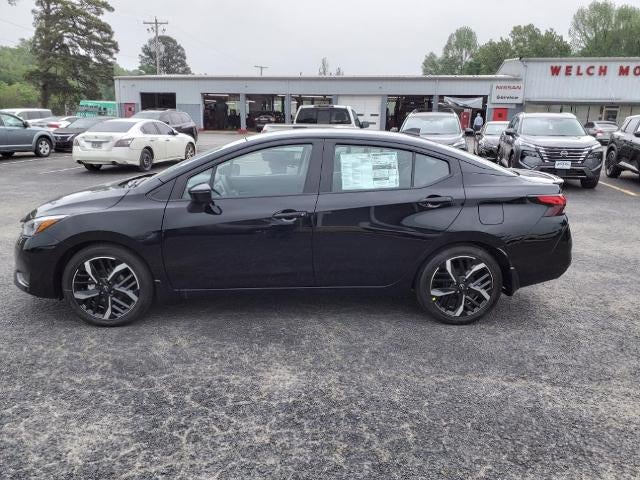 2024 Nissan Versa SR CVT