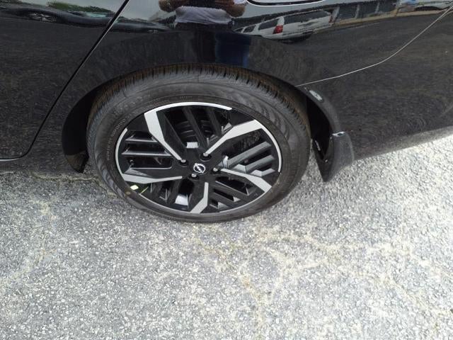 2024 Nissan Versa SR CVT