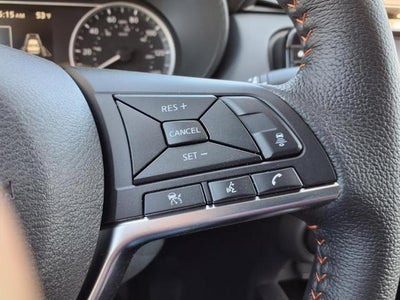 2025 Nissan Versa SR CVT