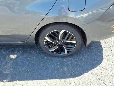 2025 Nissan Versa SR CVT