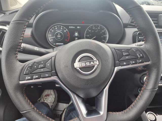 2025 Nissan Versa SR CVT