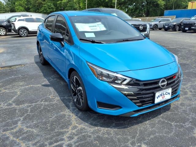 2025 Nissan Versa SR CVT