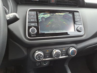 2025 Nissan Kicks Play S FWD