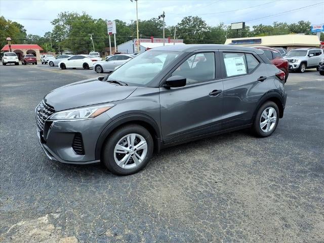2025 Nissan Kicks Play S FWD
