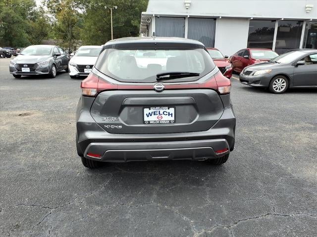 2025 Nissan Kicks Play S FWD
